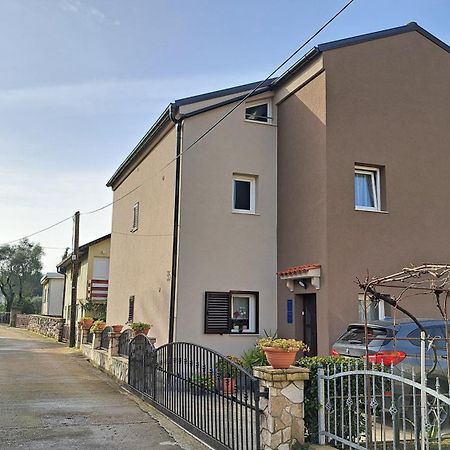 Apartmani Utmar Црес Экстерьер фото