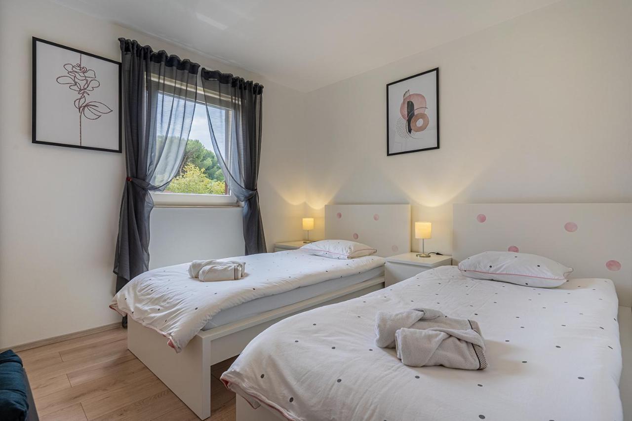 Apartmani Utmar Црес Экстерьер фото