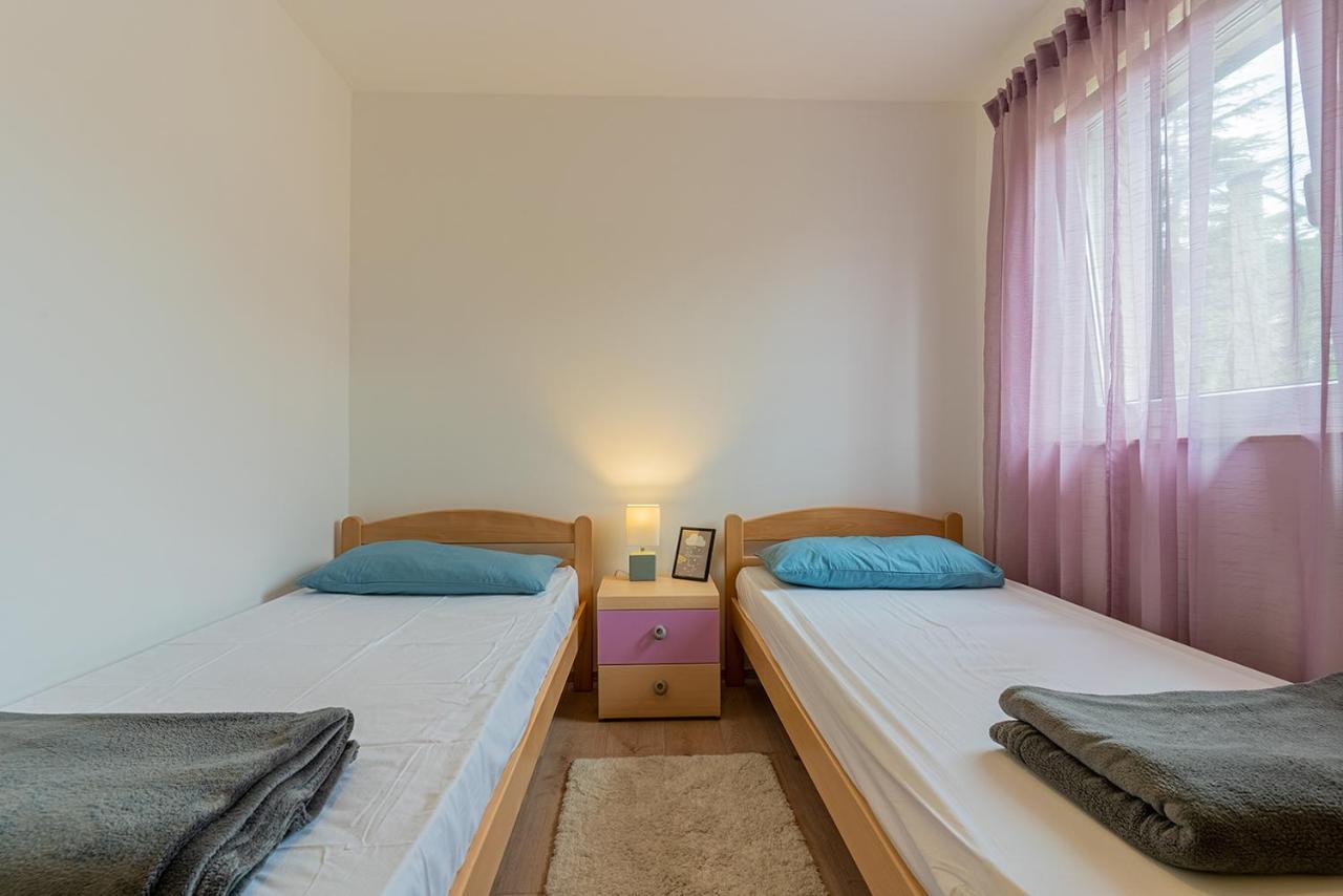 Apartmani Utmar Црес Экстерьер фото